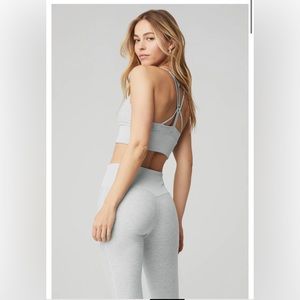 Alo yoga lavish strappy bra in Heather camel